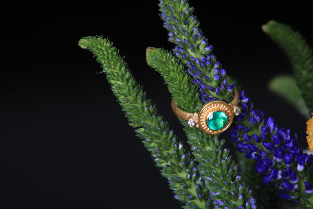 Emerald Ring (07925) - Ormachea Jewelry