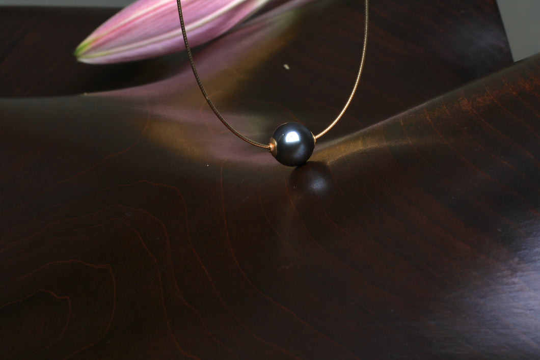 Round Tahitian Pearl Necklace 07016 - Ormachea Jewelry