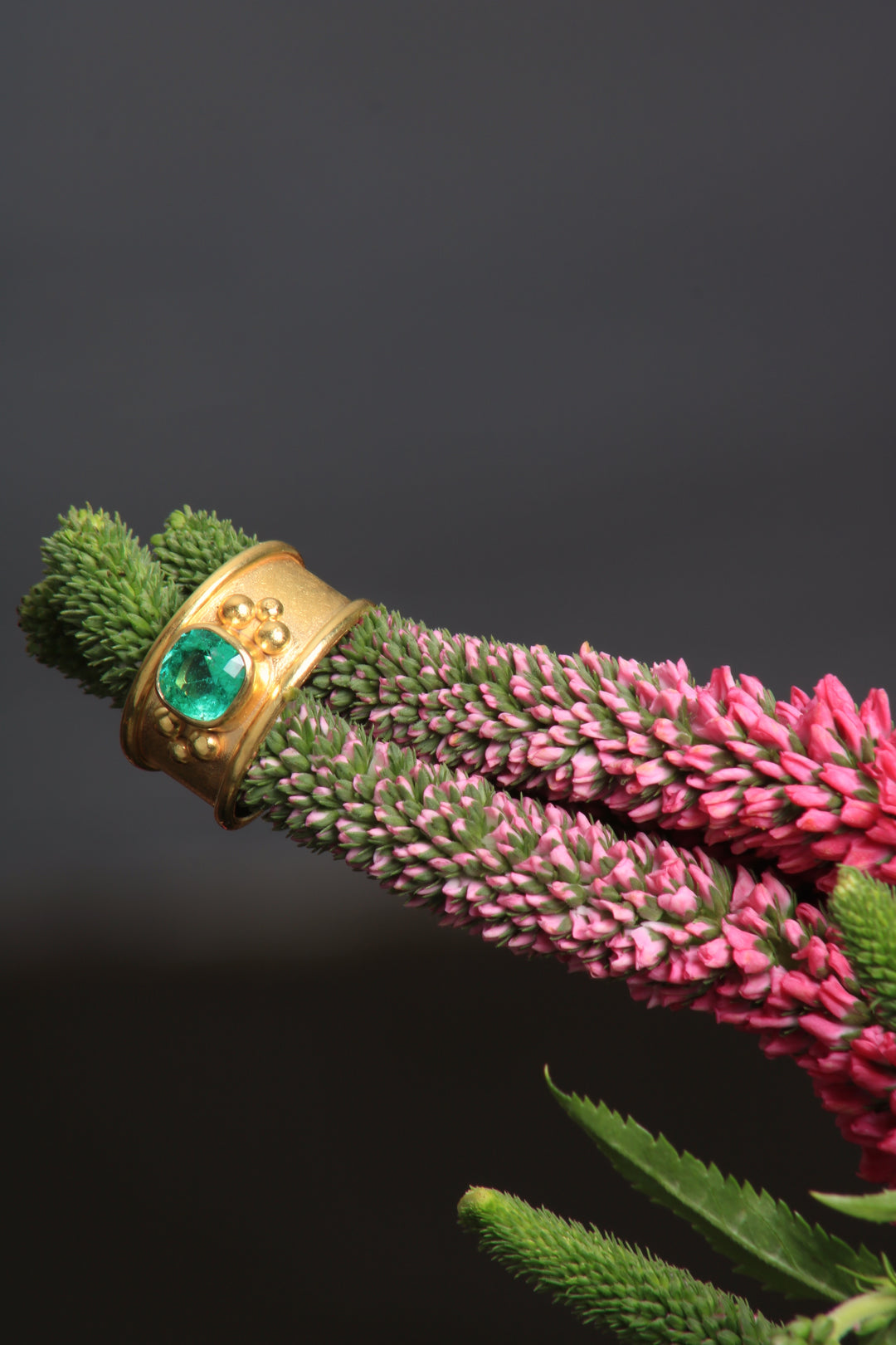 Emerald and Gold Ring 07866 - Ormachea Jewelry