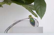 Load image into Gallery viewer, Ammolite and Peridot Necklace 06597 - Ormachea Jewelry
