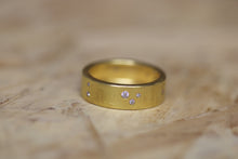 Load image into Gallery viewer, Floating Diamond Wedding Band 06626 - Ormachea Jewelry
