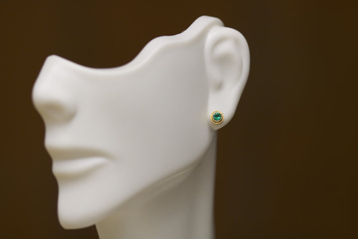 Emerald Studs 06697 - Ormachea Jewelry